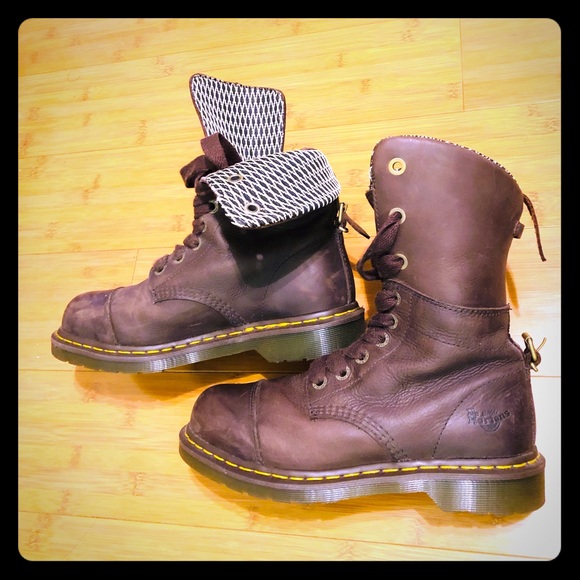 Dr. Martens Shoes - Like New Doc Martens